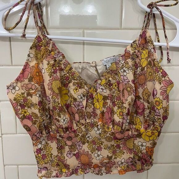 Patrons of Peace Joan ditsy floral top - Picture 3 of 6